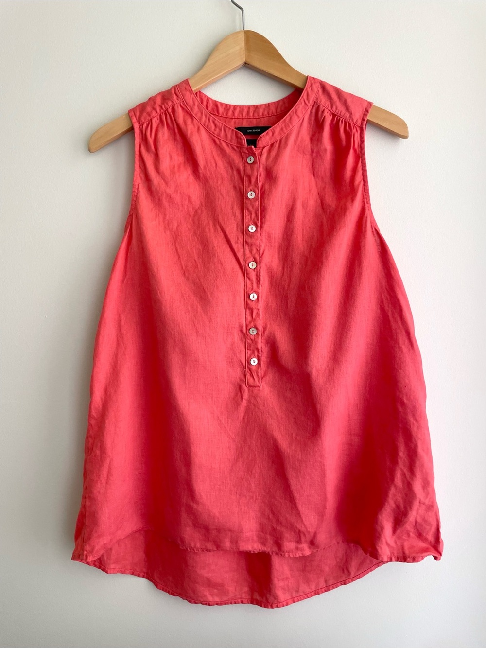 Tahari 100% Linen Bright Coral Sleeveless Button-Front Lightweight Top